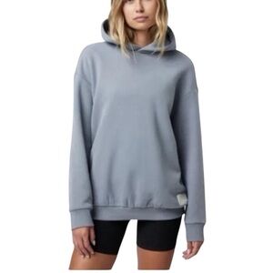 Vuori women’s gray oversized soft restore hoodie size small